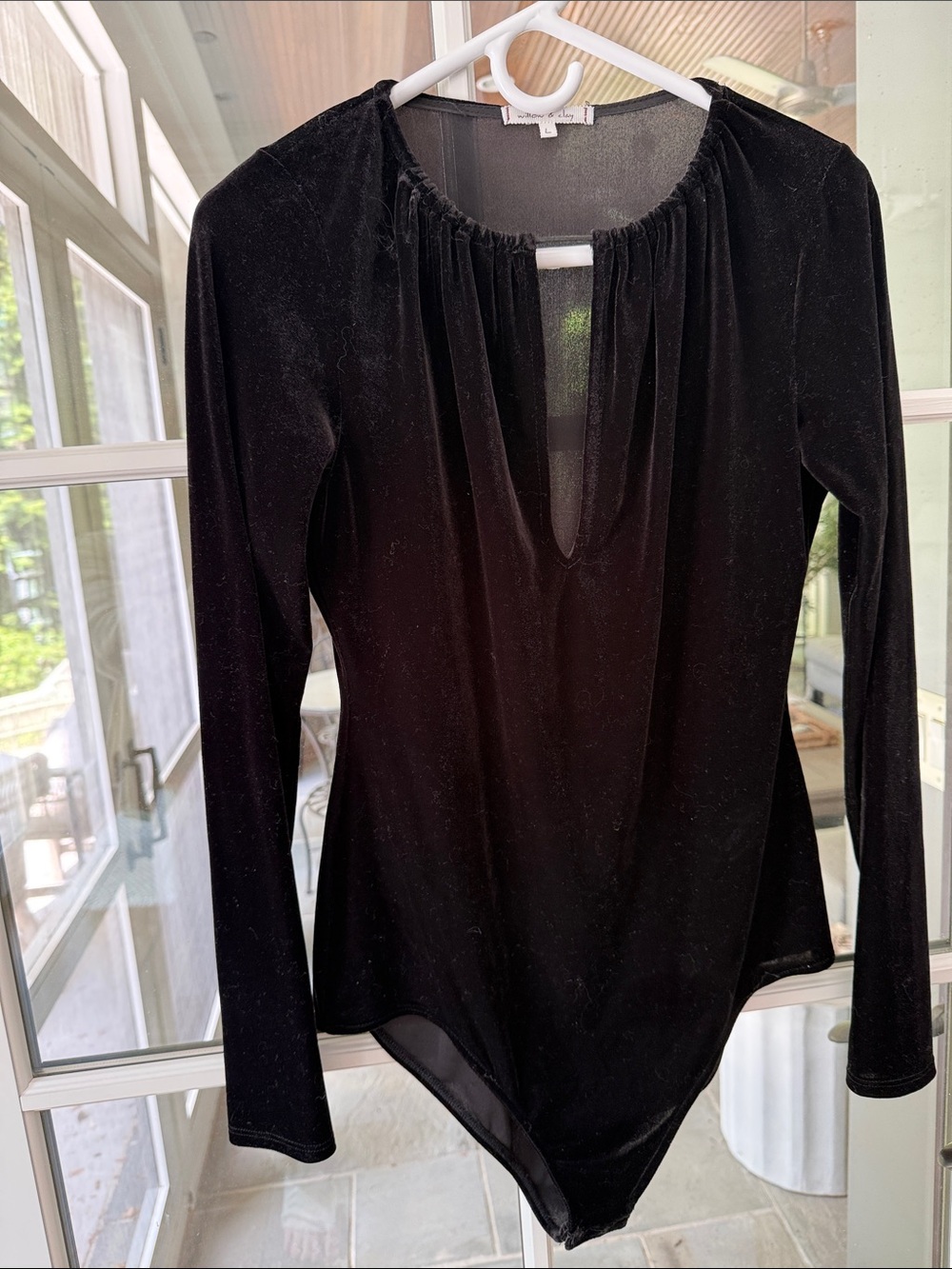 Willow & Clay Black Velvet Long-Sleeve Keyhole Bodysuit